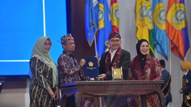 Dies Natalis ke-25 Kampus UTM Resmi Meluncurkan Fakultas Kedokteran