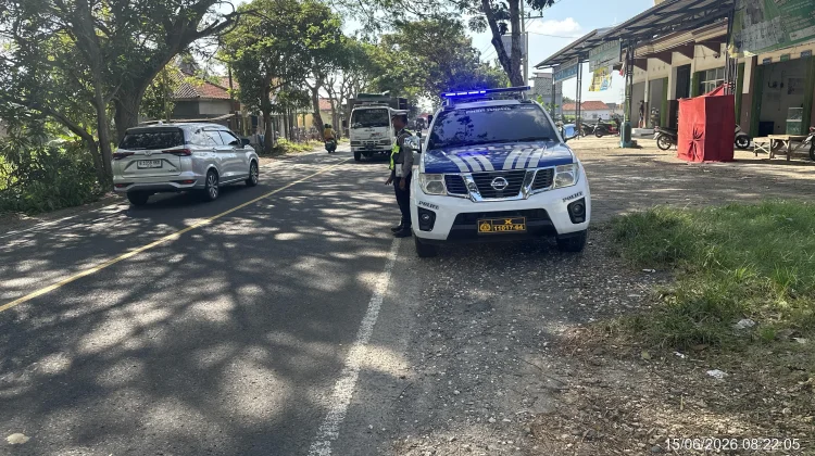 MQR Polres Sampang Jaga Jalur Blackspot