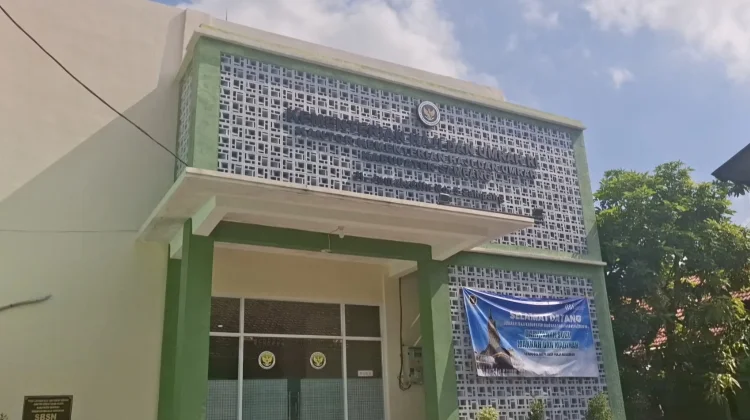 Jemaah Haji Sampang Diminta Ambil Koper dan Zam-Zam di Kantor Kemenhaj