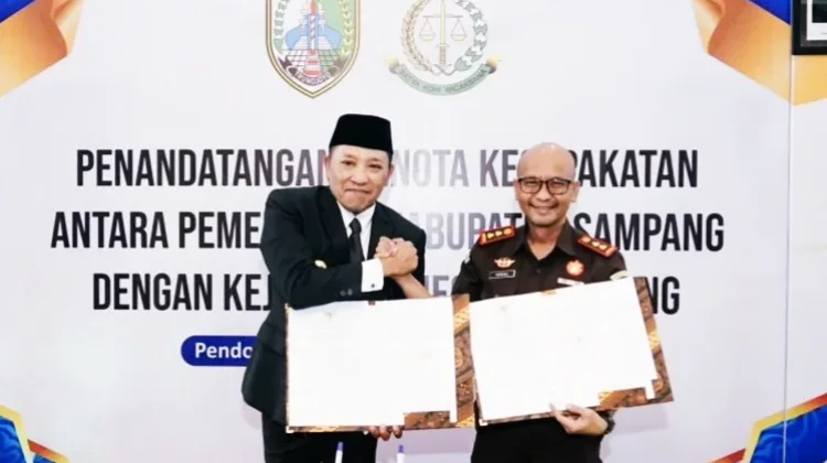 Perkuat Tata Kelola Pemerintahan, Pemkab dan Kejari Sampang Teken MoU