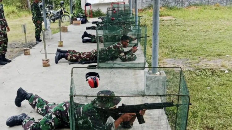 Latihan Menembak Senjata Ringan Kodim 0829/Bangkalan