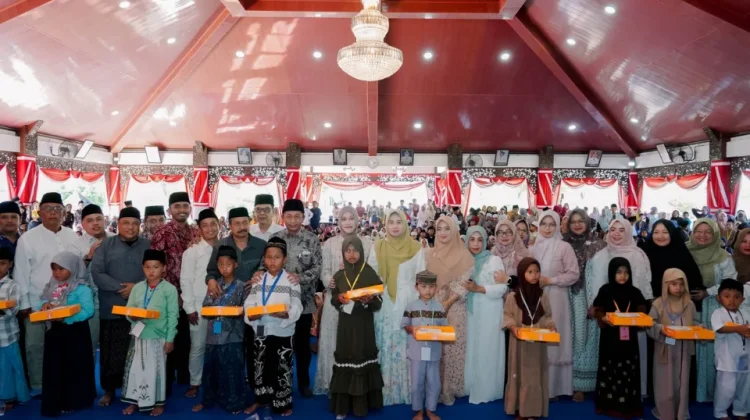 Pemkab Sampang Santuni Seribu Anak Yatim