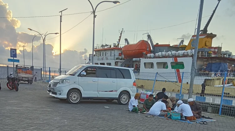 Prakiraan Cuaca di Pelabuhan Kalianget Sumenep, 4 Juli