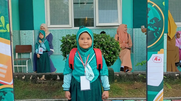 Aksi Nyata: Gerakan Orang Tua Mengantar Anak Secara Langsung ke Madrasah