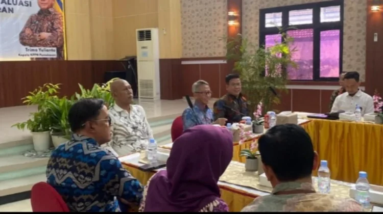 KPPN Pamekasan Gelar Evaluasi Kinerja APBN di Madura