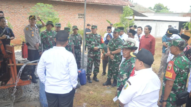 Forkopimda Tinjau Sasaran Fisik TMMD ke-129 Sampang, Sumur Bor untuk Warga