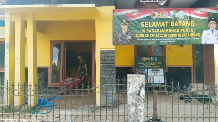 Renovasi Pustu Desa Panyepen Sampang Dikebut TNI dan Warga Kompak