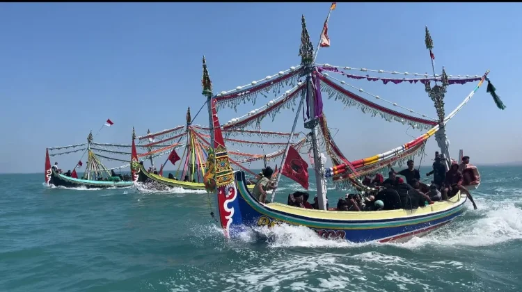 PDI Perjuangan Pamekasan Ajak Masyarakat Jaga Tradisi Petik Laut