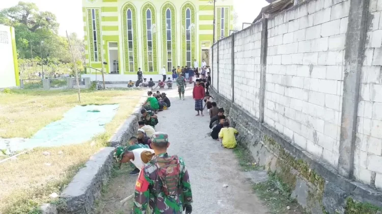 TMMD ke-129 Kodim Sampang Wujudkan Gotong Royong di Pesantren