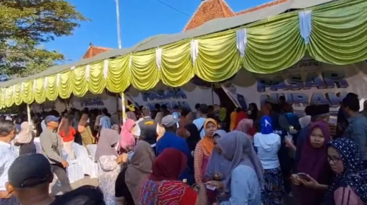 Pemprov Jatim Gelar Pasar Murah untuk Jaga Daya Beli Masyarakat