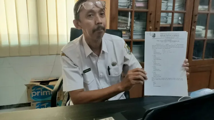 Disnaker Sampang Ungkap Faktor Warga Pilih Jalur PMI Ilegal