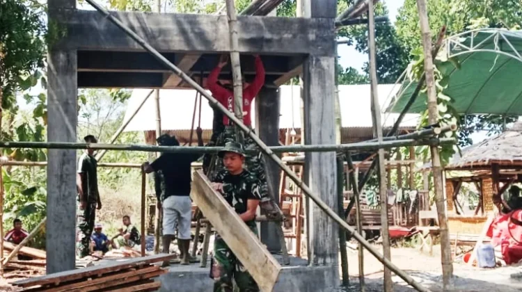 Perkuat Tandon Air, Satgas TMMD Sampang Dirikan Kolom Lantai Tiga