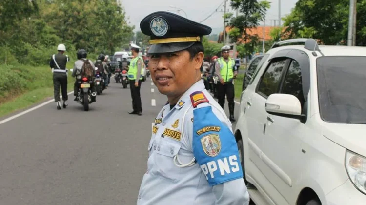 Dishub Sampang Ajak Warga Awasi Jukir Nakal