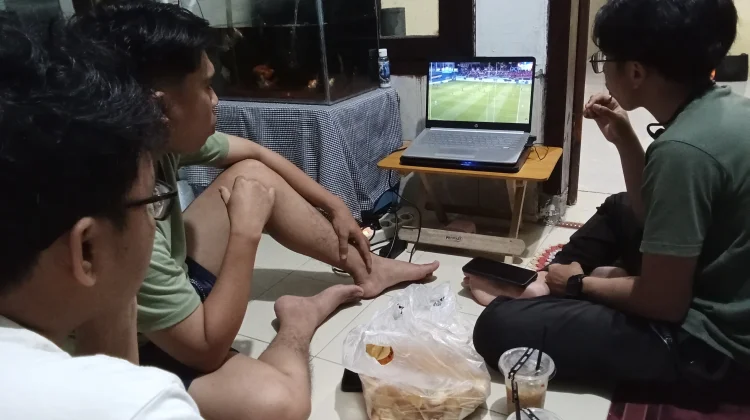 Nobar Timnas Indonesia vs Singapura di Jember