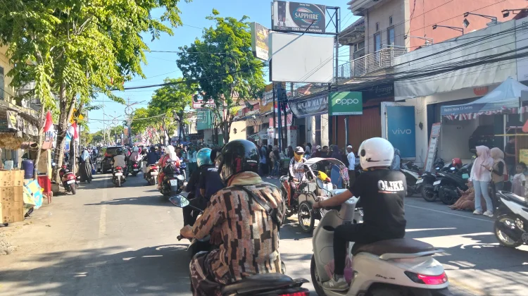 Prakiraan Cuaca di Sampang, 16 Agustus