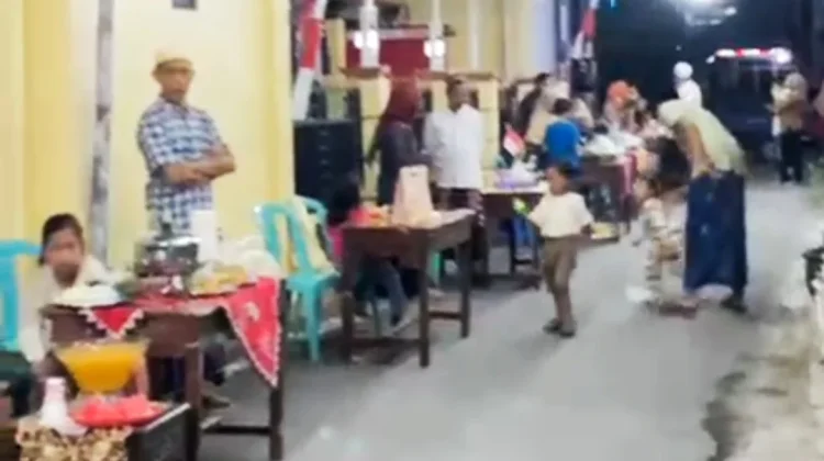 Sebanyak 29 Tumpeng Warnai Tasyakuran HUT Ke-81 RI di Kampung Tajung Sampang