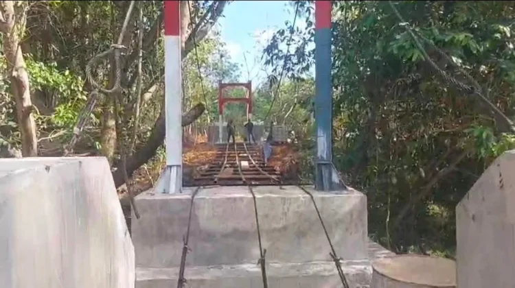 Progres Jembatan Perintis Garuda Capai 70 Persen, Warga Sambut Harapan