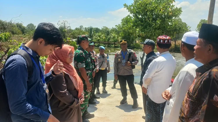 Tim Seskoad Tinjau Dampak Program Bakti TNI AD di Blega