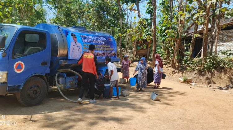 BPBD Sampang Mulai Salurkan Air Bersih ke Wilayah Terdampak Kekeringan