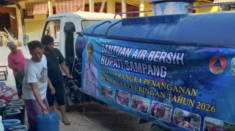 BPBD Sampang Gandeng PDAM Salurkan Air Bersih bagi Warga Terdampak Kekeringan