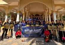 Sambut Ramadan Rutan Bangkalan Gelar Bersih-bersih Masjid