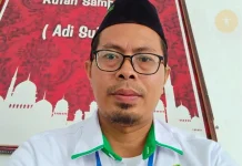 Berbagi Takjil: Manifestasi Kesalehan Sosial dan Silaturahmi