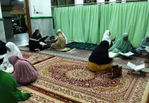Selama Ramadan, Jemaah Masjid Al Haromain Sampang Gelar Tadarus