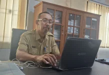 Disnaker Sampang Minta Keluarga PMI Rutin Jalin Komunikasi