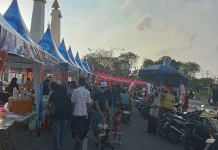 Ngabuburit di Alun-Alun Trunojoyo Sampang
