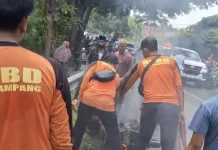 Motor Terbakar di Ketapang, BPBD Sampang Sigap Padamkan Api