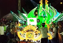 Meriah, Lautan Penonton Padati Parade Daul Combo Sampang