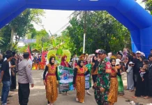 Pawai Dokar Hias Warnai Kemeriahan Lebaran Ketupat di Bangkalan