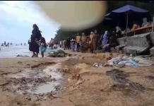 Keajaiban Dua Rasa di Pantai Lon Malang Madura