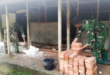 Gotong Royong TMMD Bangun Harapan di Rumah Mariti