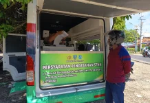 Samsat Keliling Saronggi Mudahkan Warga Bayar Pajak Kendaraan
