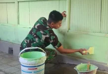 Sentuhan Akhir Satgas TMMD: Pastikan Rumah Ibu Mariti Rampung Sempurna