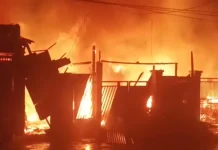 Gudang Kayu dan Toko Bangunan Terbakar di Pamekasan, Kerugian Miliaran Rupiah