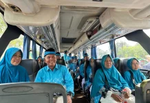 Cerita Pasutri, Ibu Kandung dan Ibu Mertua dari Pulau Garam ke Tanah Suci