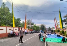 Polsek Omben Beri Kenyamanan Masyarakat Ibadah Sholat Idul Adha
