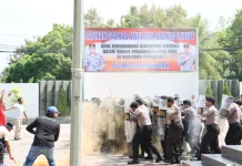 Polres Pamekasan Gelar Latihan Pengendalian Massa