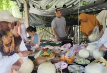 Warga Sampang Manfaatkan Lahan Rumah untuk Wisata Petik Melon