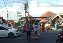 Polres Sampang Amankan Aktivitas di Pasar Polowijo Juklanteng