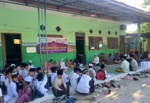 Kepsek Madrasah Bustanul Ulum Apresiasi AJS