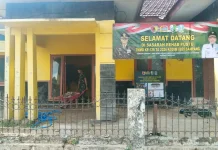 Renovasi Pustu Desa Panyepen Sampang Dikebut TNI dan Warga Kompak