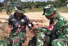 Tim Kesehatan TMMD 129 Sampang Pastikan Satgas Tetap Sehat