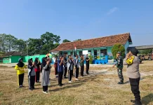 Sambut HUT RI, Paskibraka Socah Bangkalan Dilatih TNI-Polri