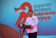 Hadiri Puncak Harkopnas Jatim, Menteri Koperasi Dorong Penguatan Koperasi Desa