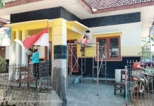 TMMD 129 Sampang Rehabilitasi Pustu, Warga Semakin Antusias