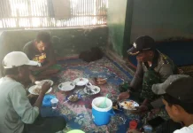 Makan Siang Bersama Warnai Program TMMD Sampang