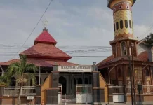Sedekah Cerminan dari Iman Seorang Muslim